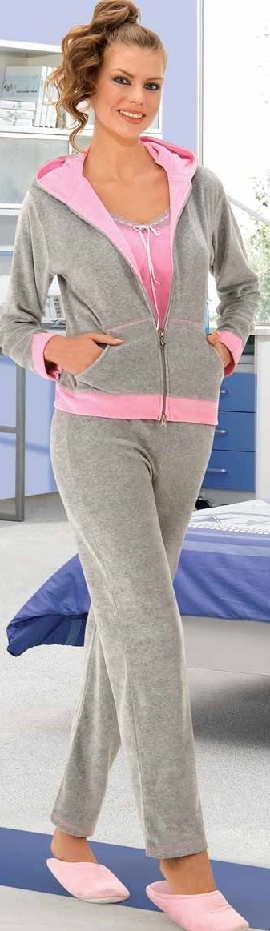 Bayanlara Özel Kadife Pijama Takımı Modelleri 8